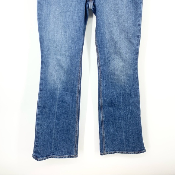 Old Navy Women Size 4 Jeans Flare Pants Dark Wash Extra High Rise Stretch Smooth - Picture 2 of 7